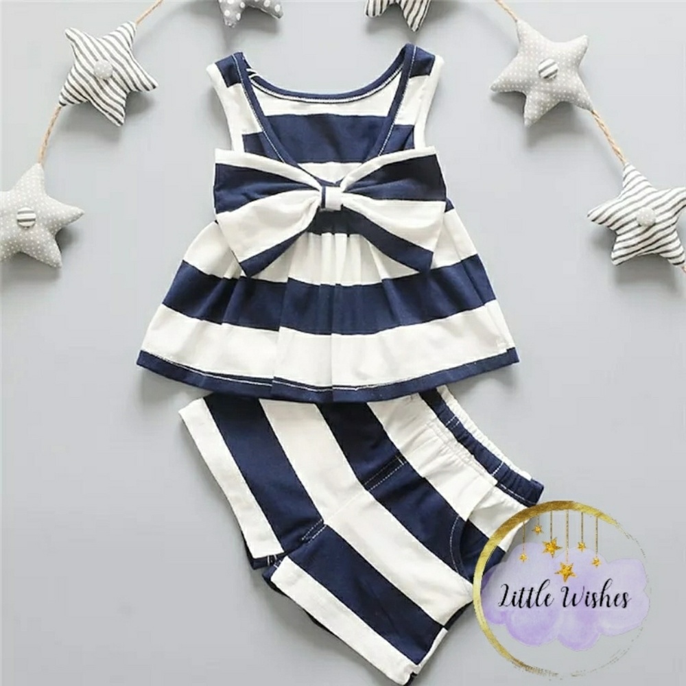 Baby girl/toddler matching set with top and bottom